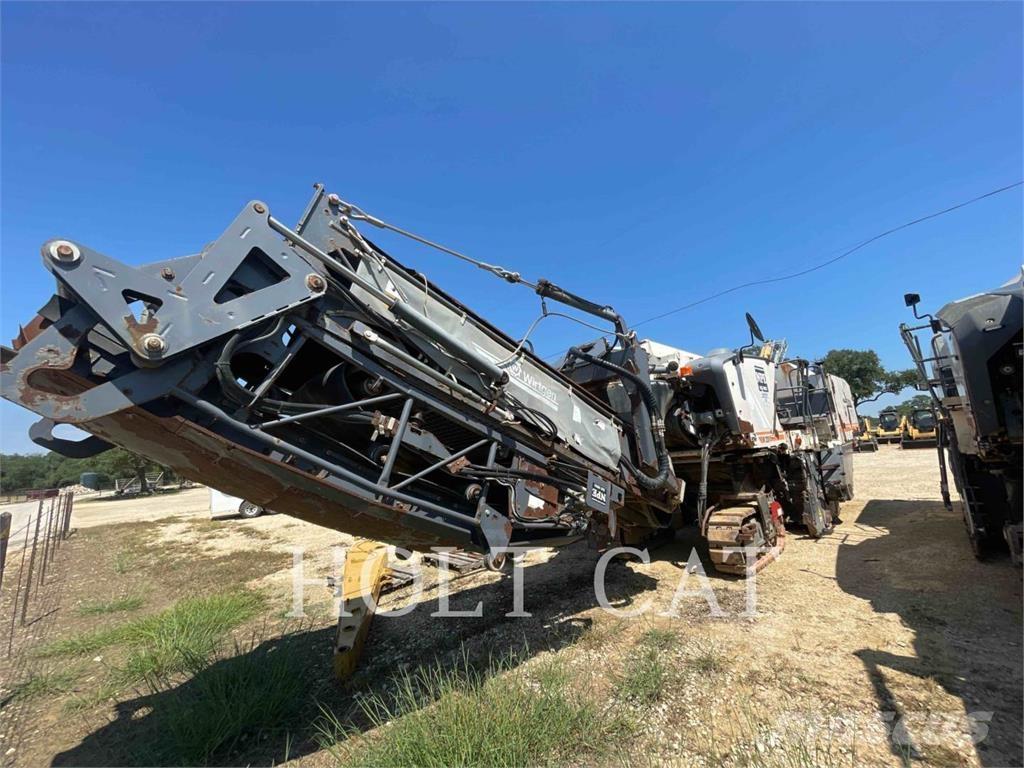 Wirtgen W220 Utilaje asfalt cu freze reci