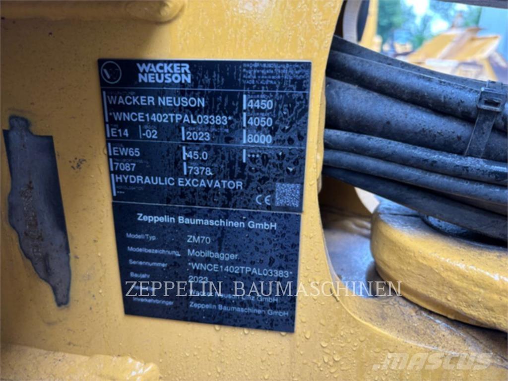 Zeppelin ZM70 Excavatoare cu roti