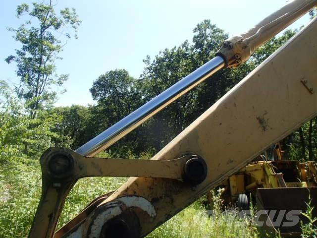 John Deere 690 DLC Excavatoare pe șenile
