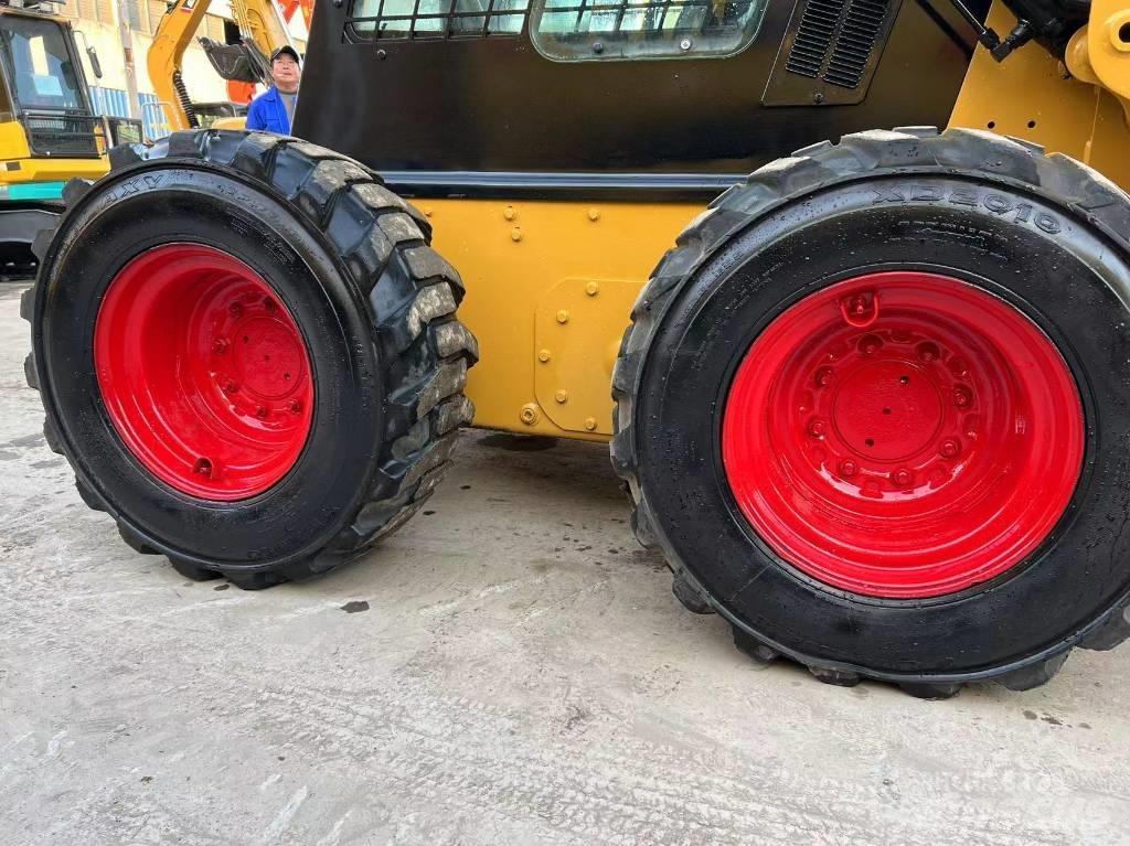 CAT cat262 Mini incarcator