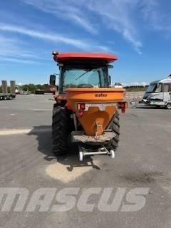 Kubota L2-452 Tractoare compacte