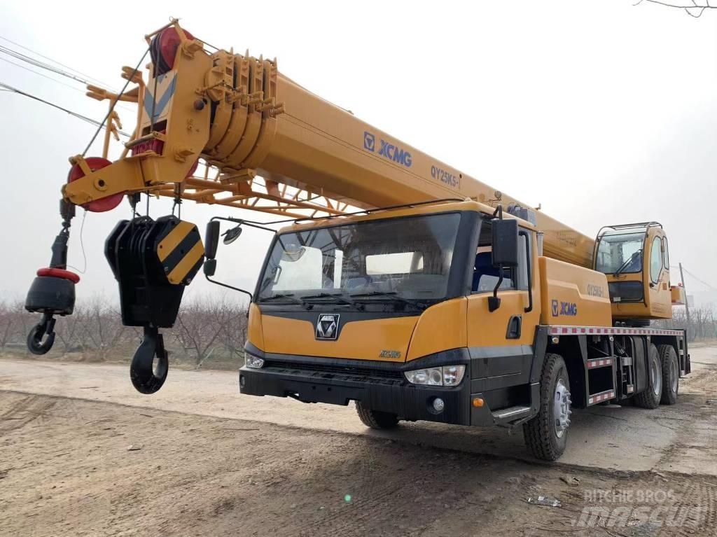 XCMG QY25K5-I Macara pentru orice teren