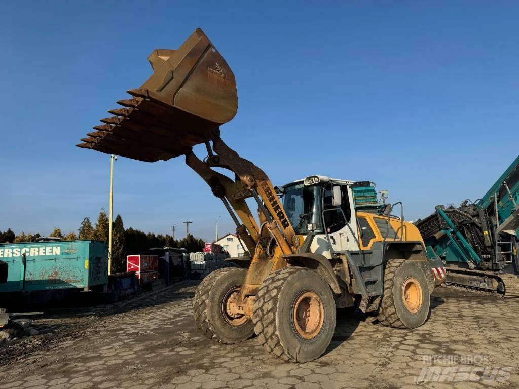 Liebherr L 556 Incarcator pe pneuri