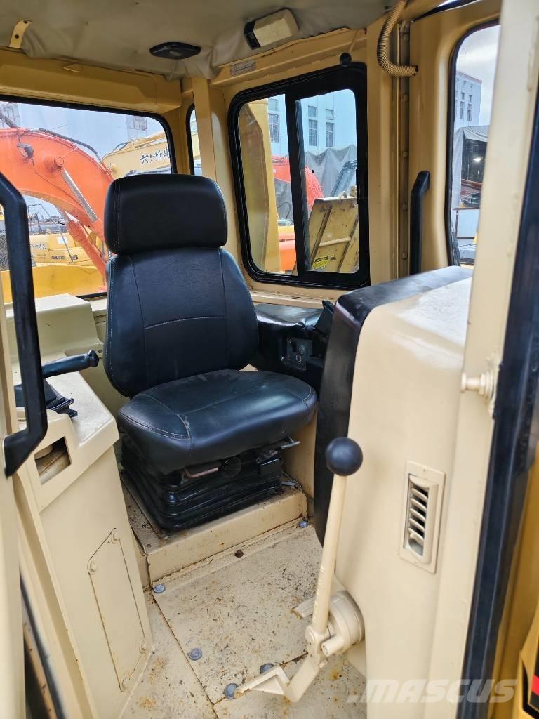 CAT D 7 R Buldozere pe senile