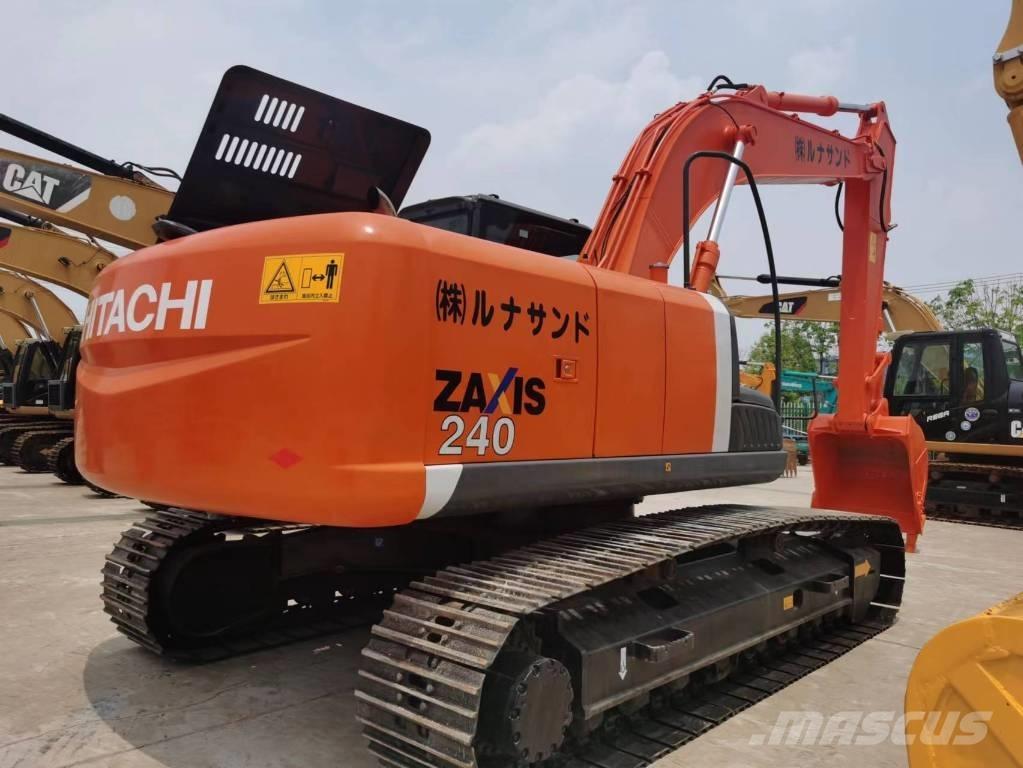 Hitachi ZX 240 Excavatoare pe șenile
