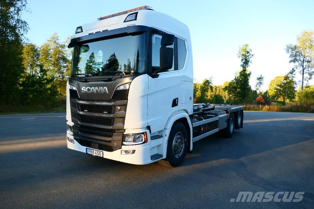 Scania R590B6x2nb Camion cu carlig de ridicare
