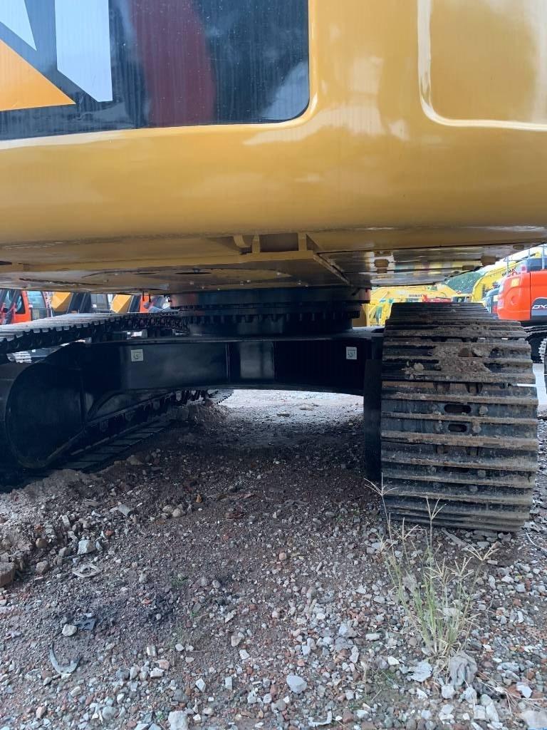 CAT 336 D Excavatoare pe șenile

