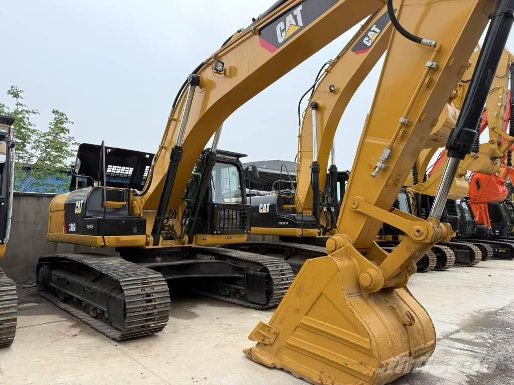 CAT 330 D2 Excavatoare pe șenile
