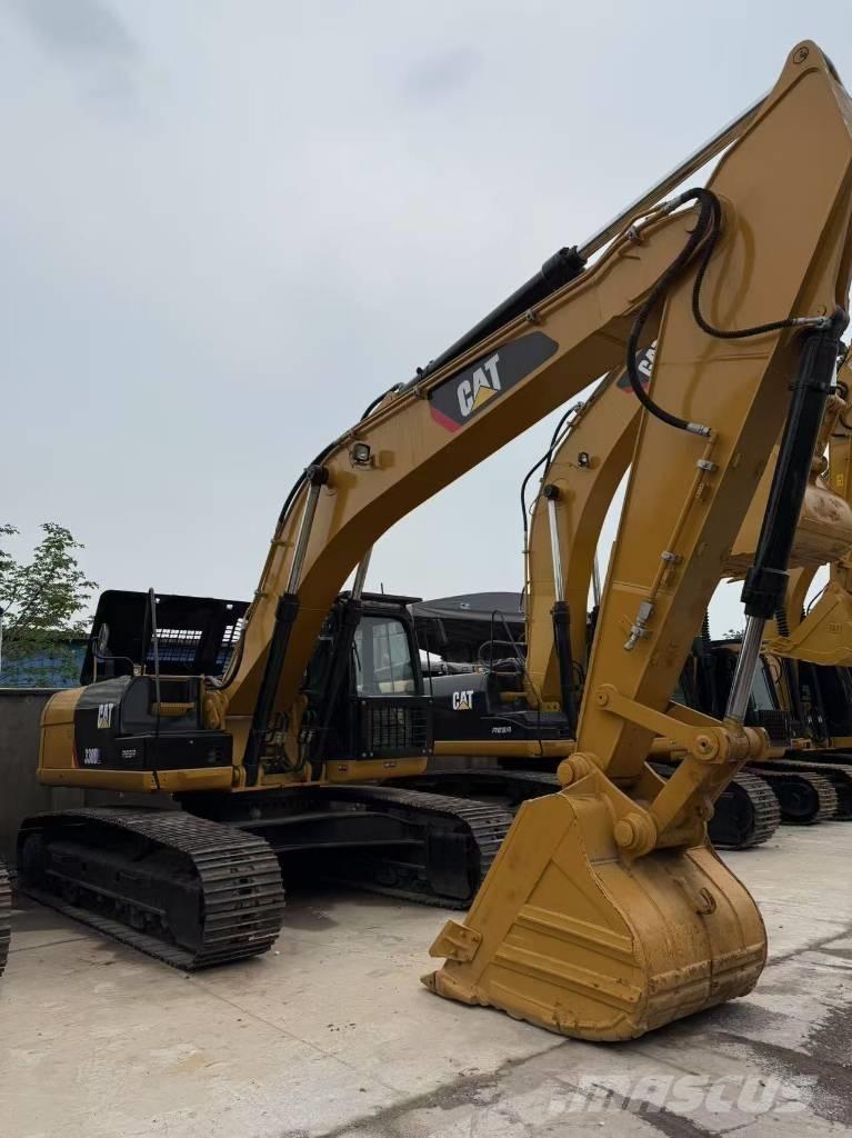 CAT 330 D2 Excavatoare pe șenile
