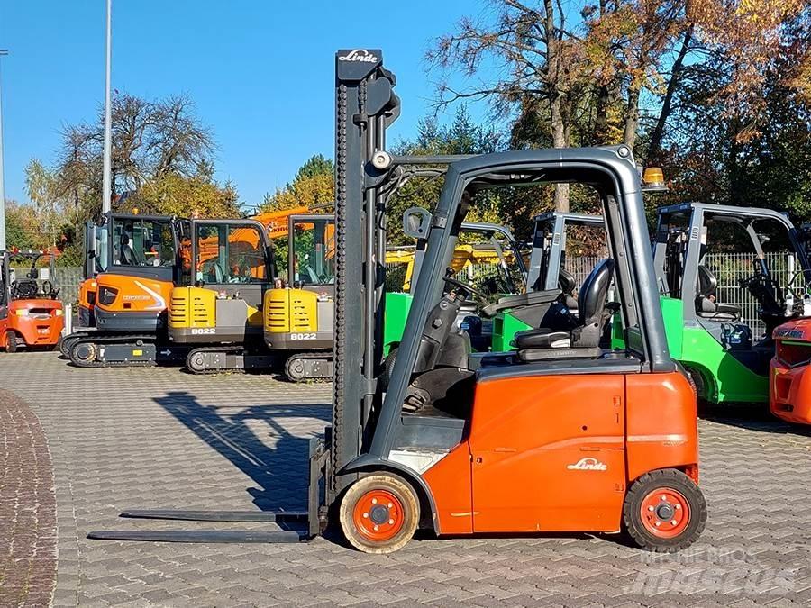 Linde E16PH-01 Stivuitor electric