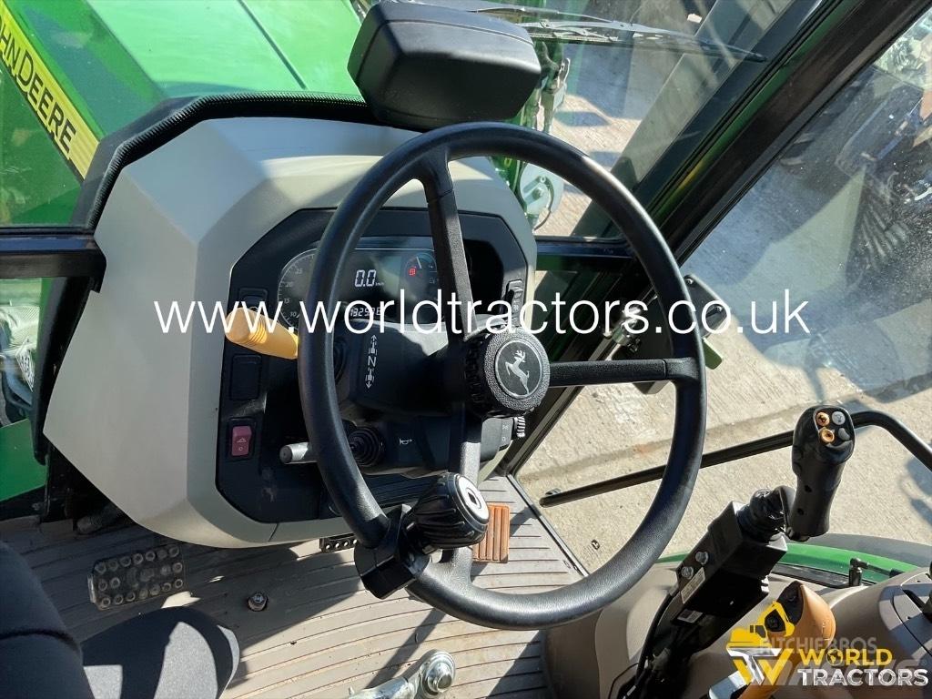 John Deere 5100 M Tractoare