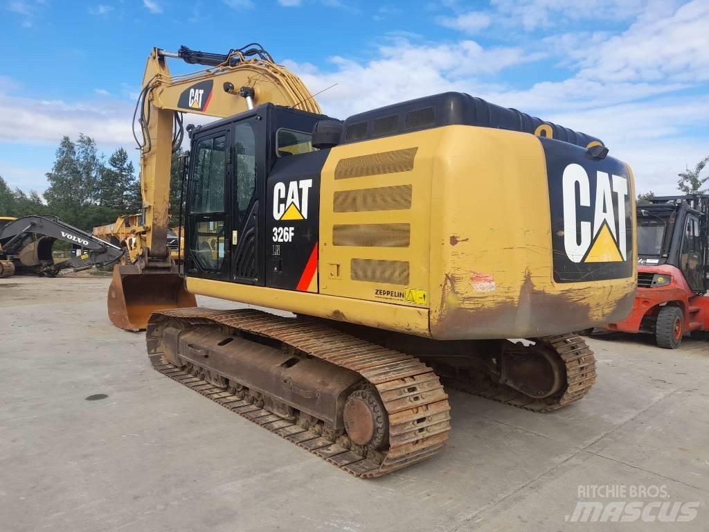 CAT 326 F Excavatoare pe șenile
