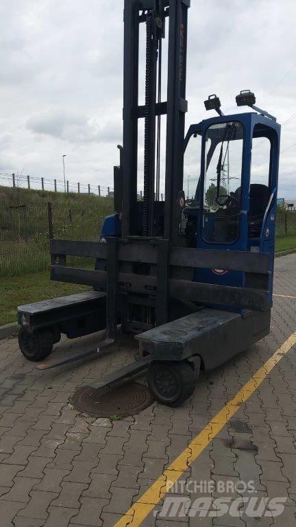 Hubtex DQ 30 G Încarcator lateral