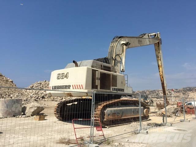 Liebherr 984 C Excavatoare cu brat lung