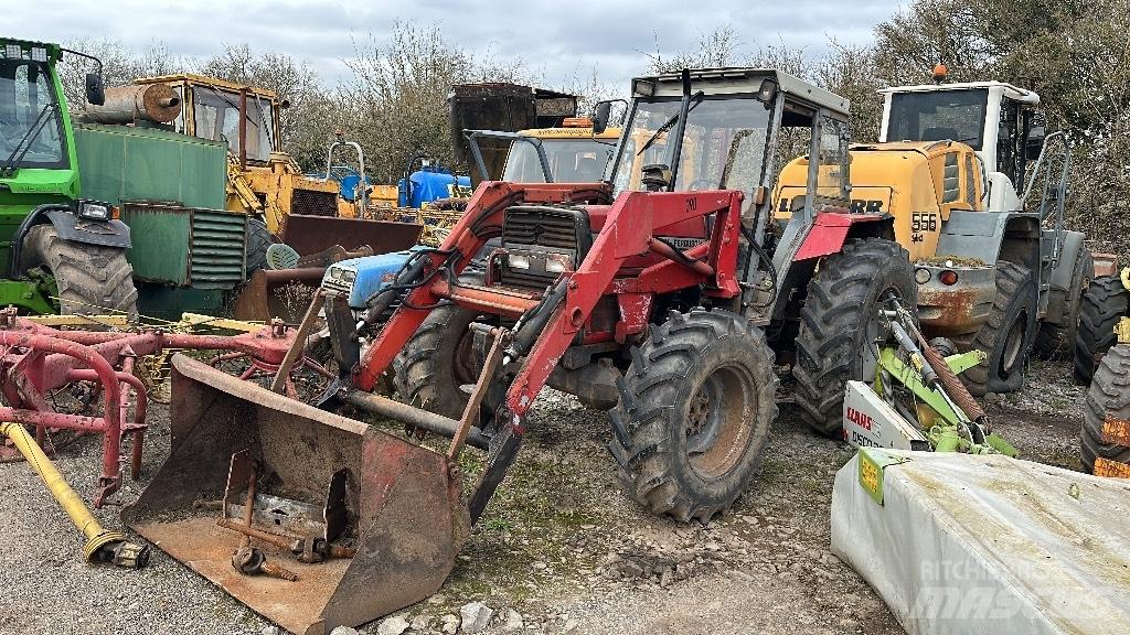 Massey Ferguson 390 Tractoare