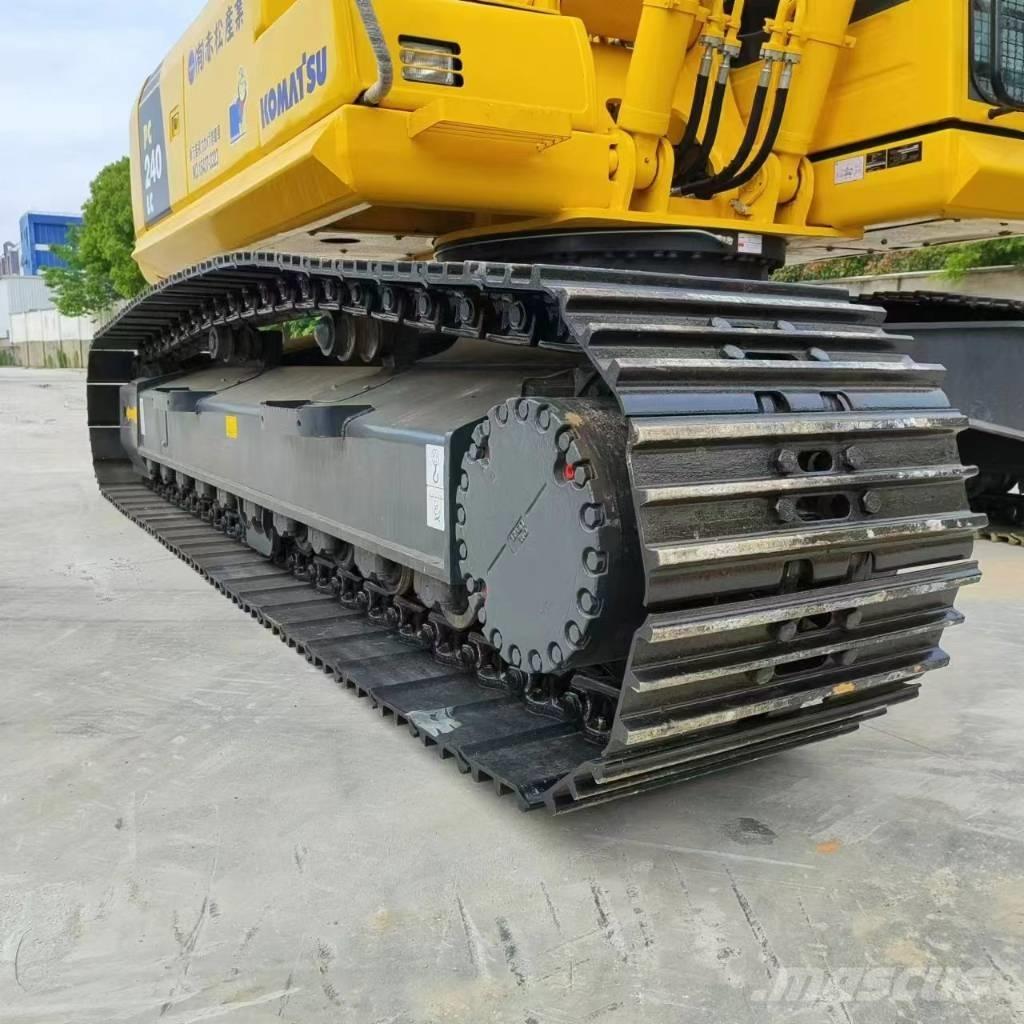 Komatsu PC 240 LC-8 Excavatoare pe șenile

