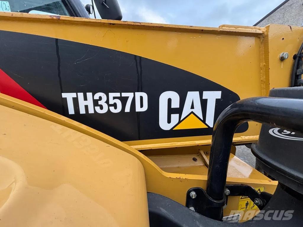CAT TH357D Manipulatoare agricole