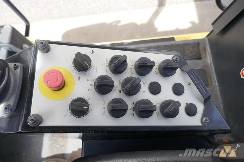 Bomag BW190AD-5 Cilindri compactori dubli