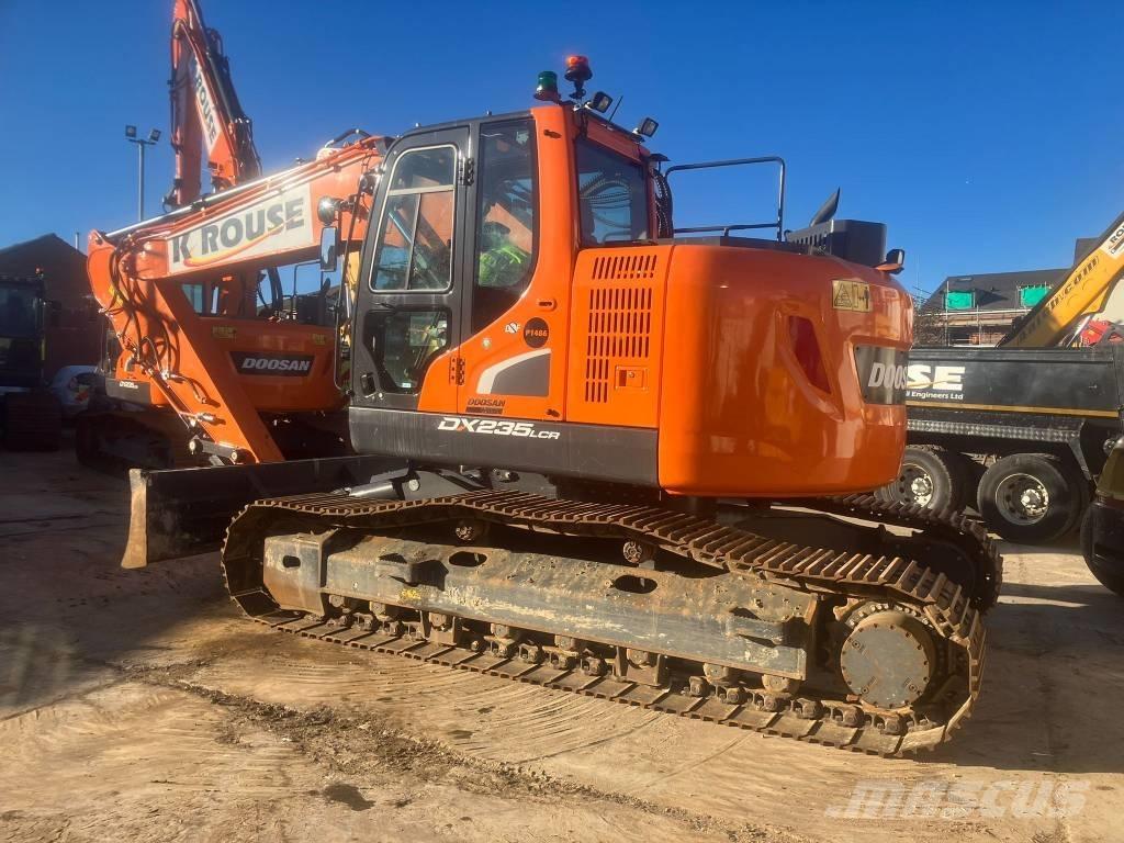 Doosan DX 235 LCR Excavatoare pe șenile
