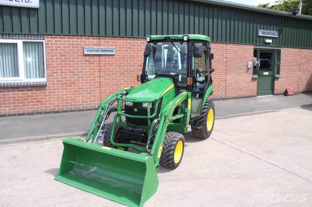 John Deere 2026R Tractoare
