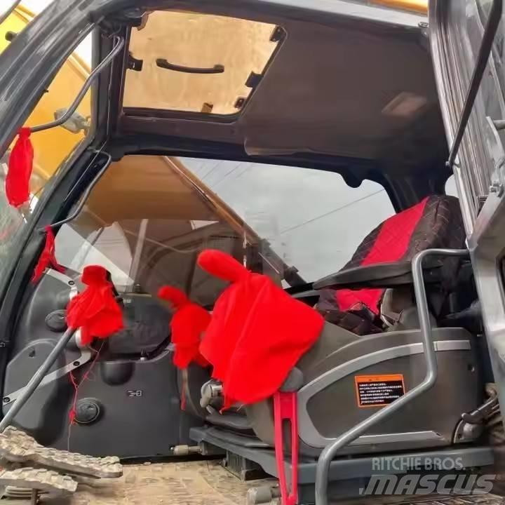 Hyundai 275LC-9 Excavatoare pe șenile

