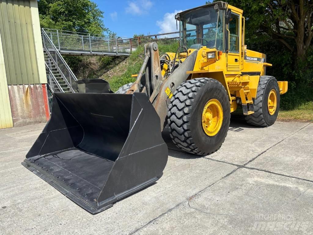 Volvo L 120 C Incarcator pe pneuri
