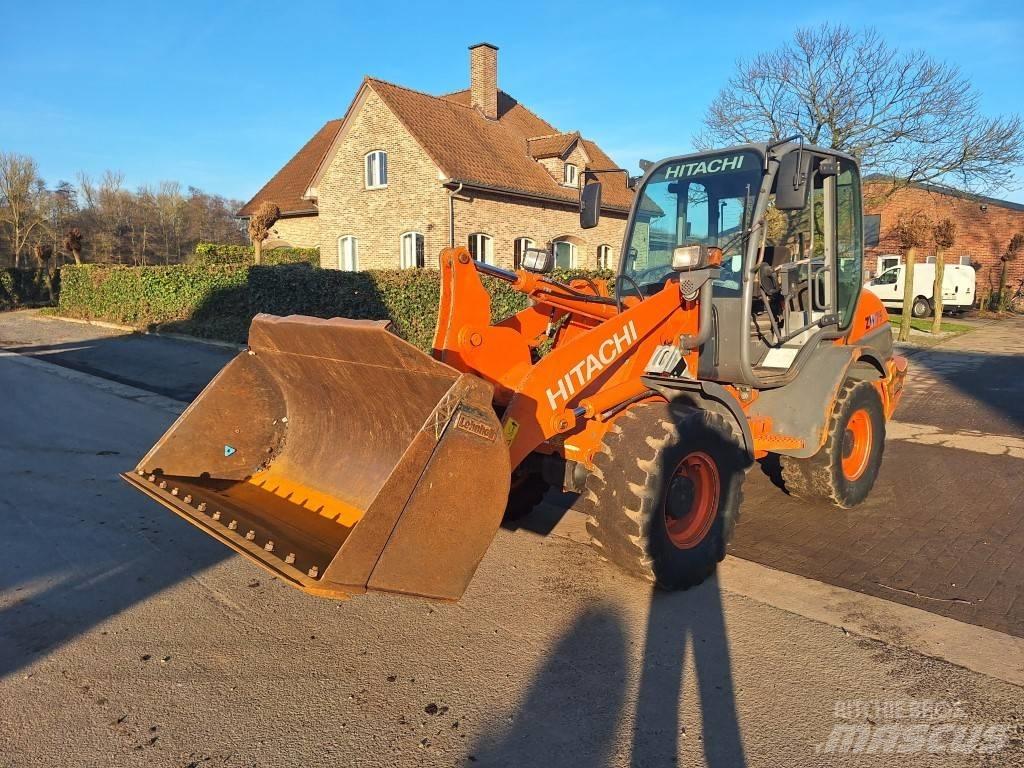 Hitachi ZW 75 Incarcator pe pneuri
