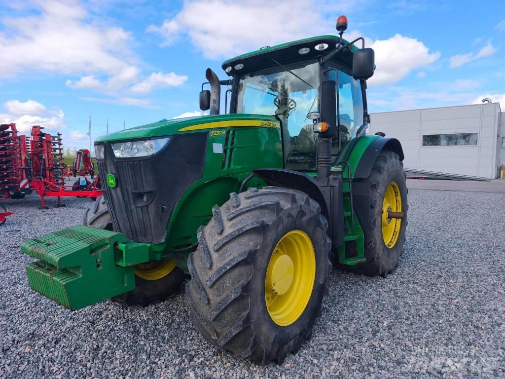 John Deere 7230 R Tractoare
