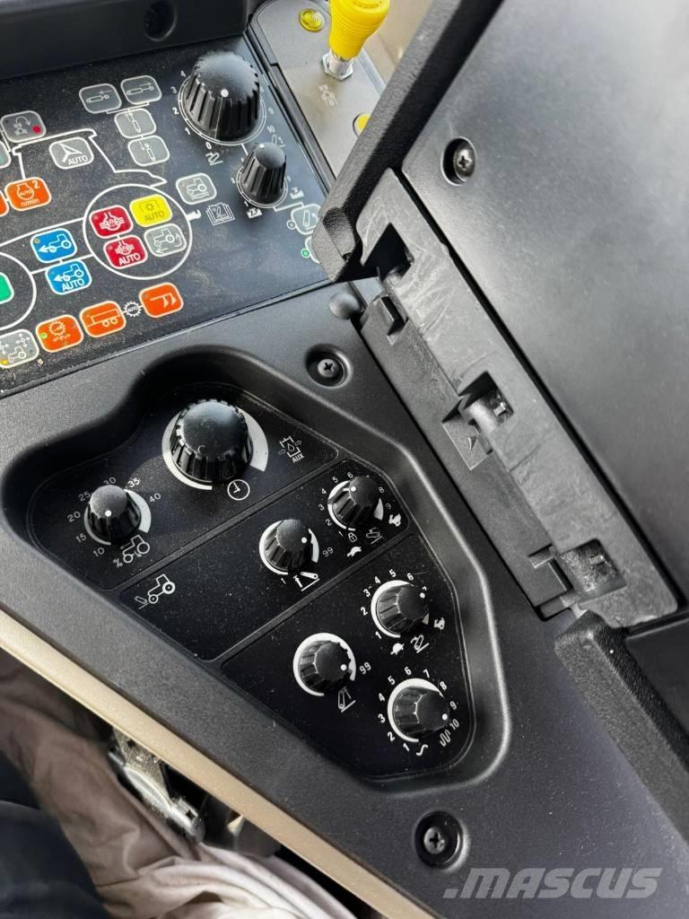 Case IH Puma 165 Tractoare