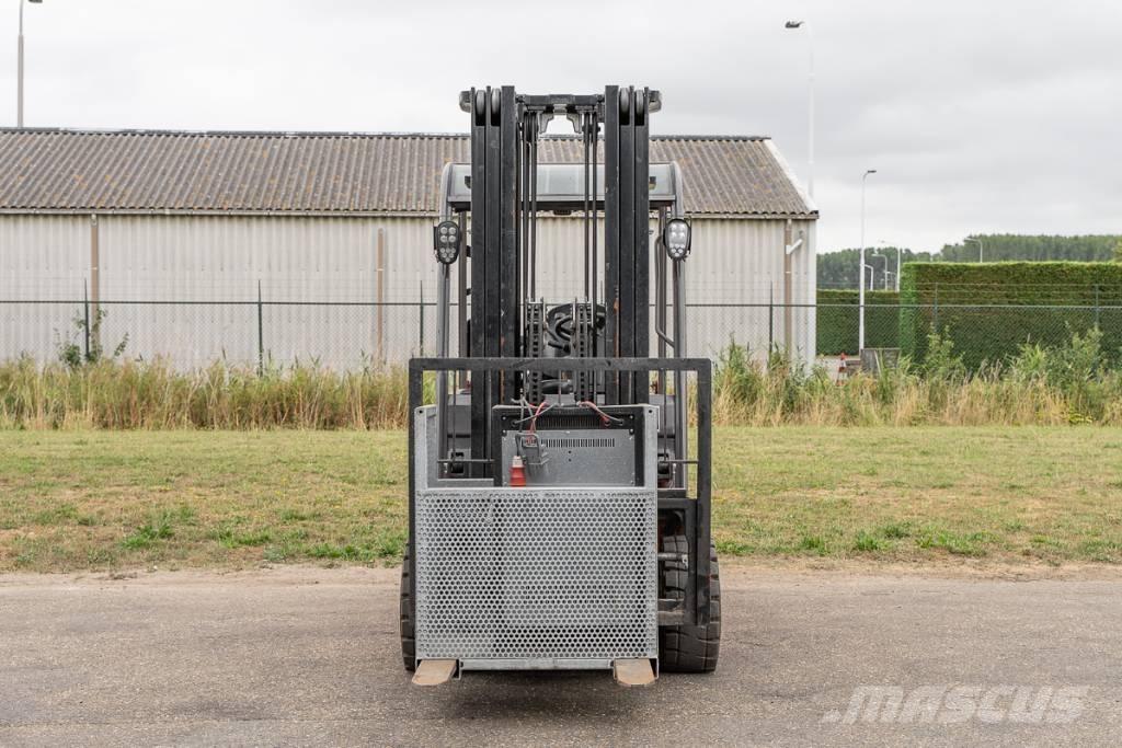 Manitou ME 435 Stivuitor electric