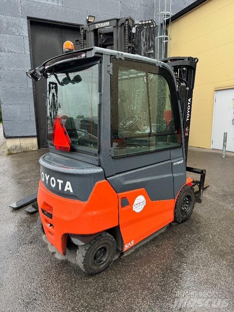 Toyota 9FBMK30T Stivuitor electric