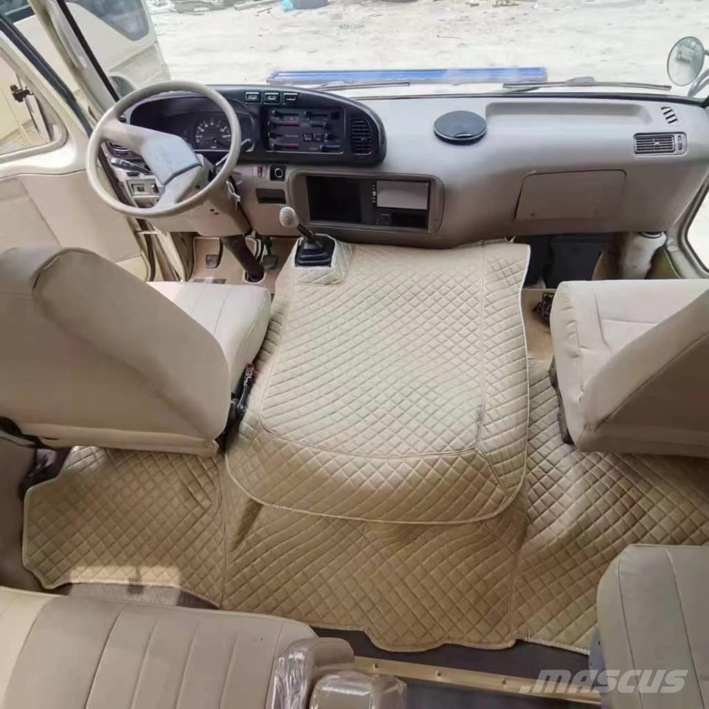 Toyota Coaster Bus Mini autobuze