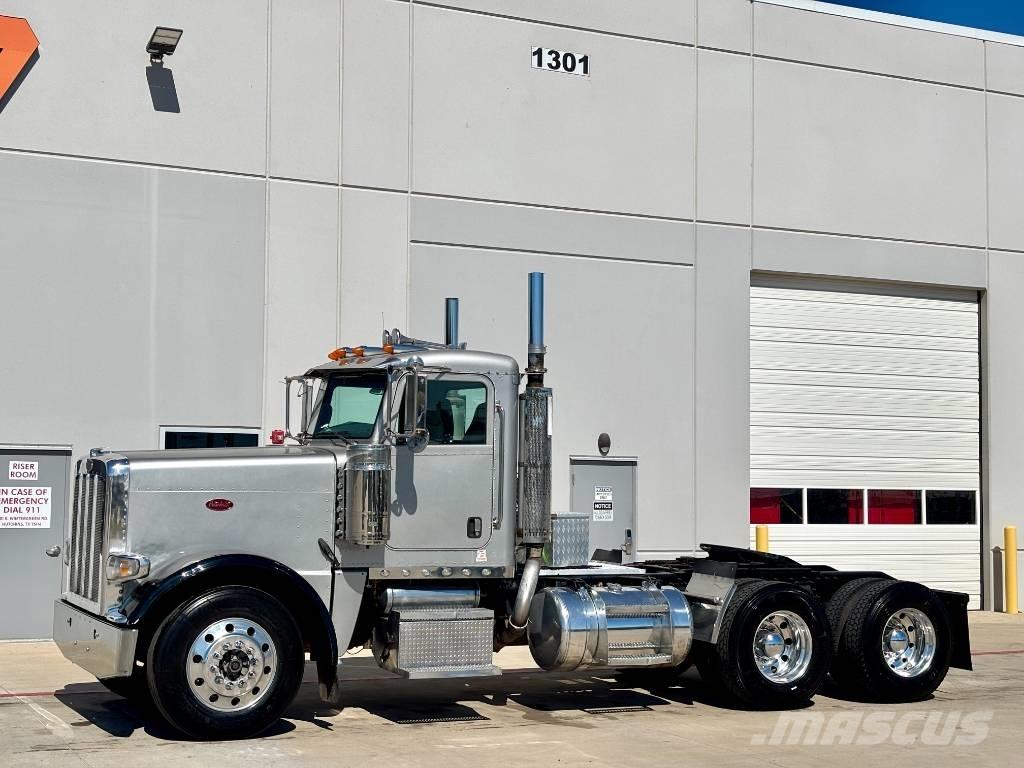 Peterbilt 388 Autotractoare
