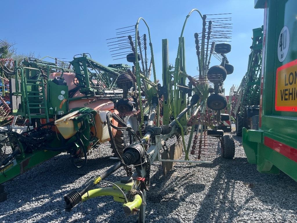 CLAAS Liner 2800 Greble