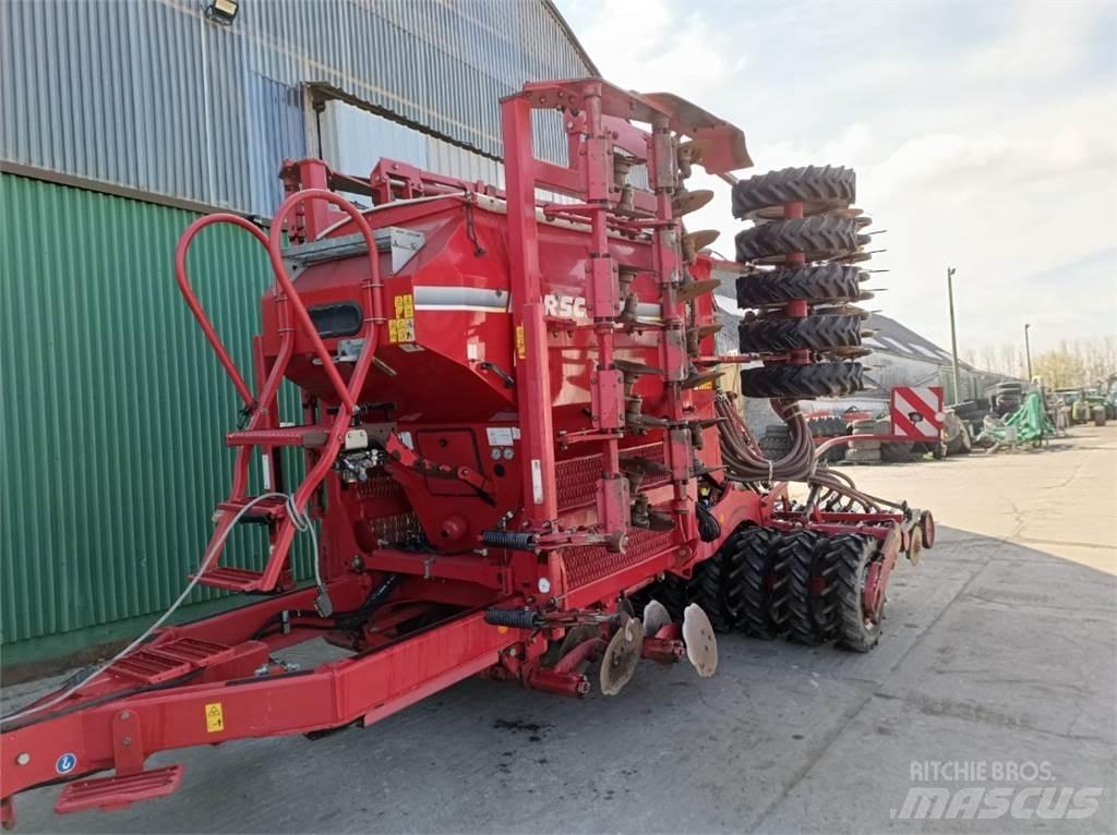 Horsch Pronto 6 DC Perforatoare