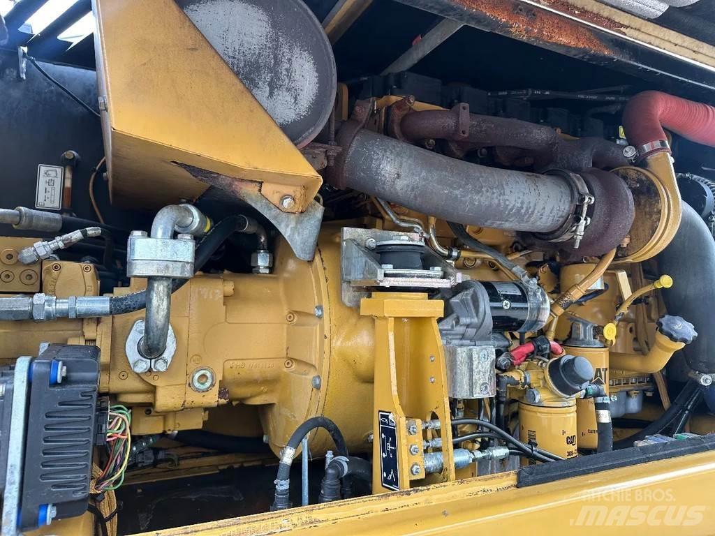 CAT M316D Excavatoare cu roti