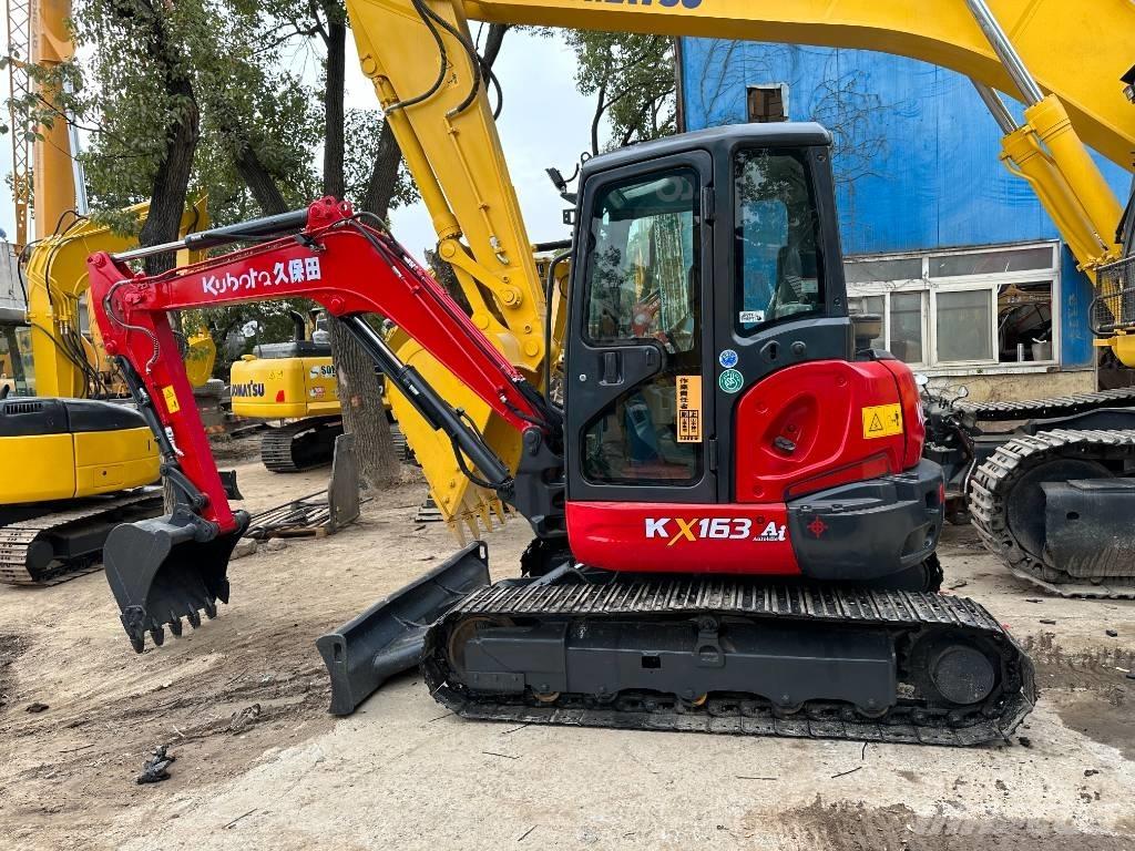 Kubota 163 Excavatoare pe șenile
