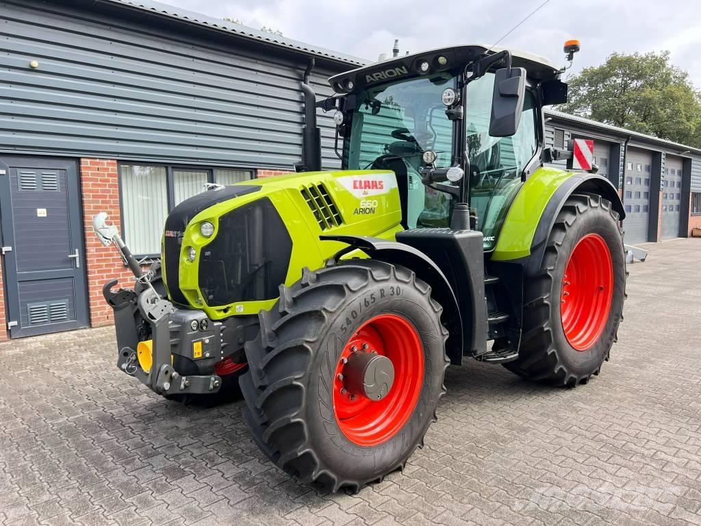 CLAAS Arion 660 Tractoare