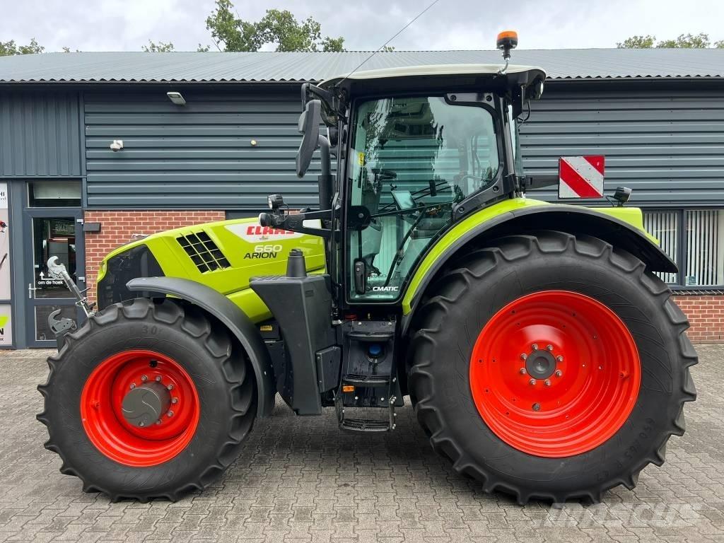 CLAAS Arion 660 Tractoare