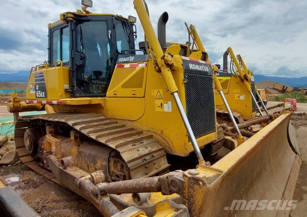 Komatsu D 65 EX-16 Buldozere pe senile