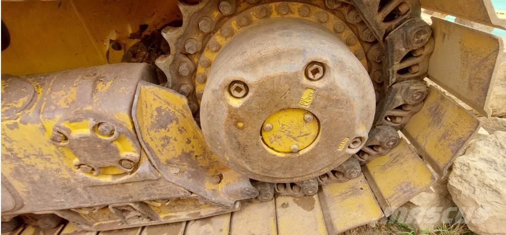 Komatsu D 65 EX-16 Buldozere pe senile