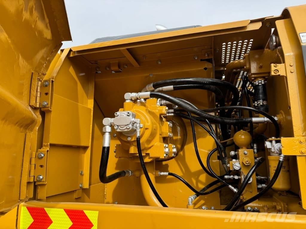 CAT 320 B Excavatoare pe șenile
