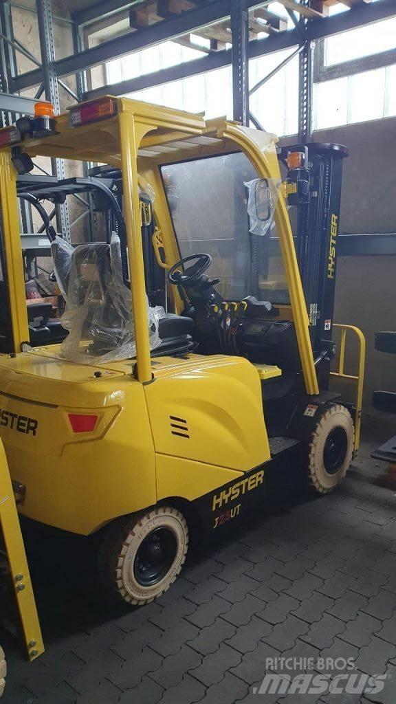 Hyster J2.5UT Stivuitor electric