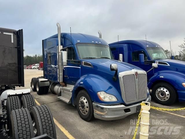 Kenworth T 680 Autotractoare