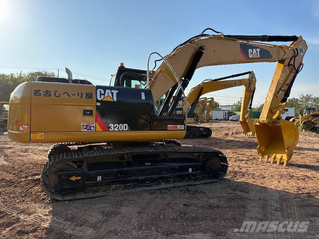 CAT 320 D L Excavatoare pe șenile
