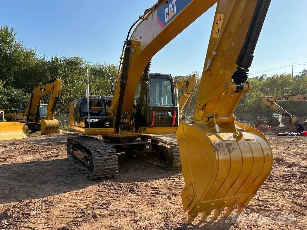 CAT 320 D L Excavatoare pe șenile
