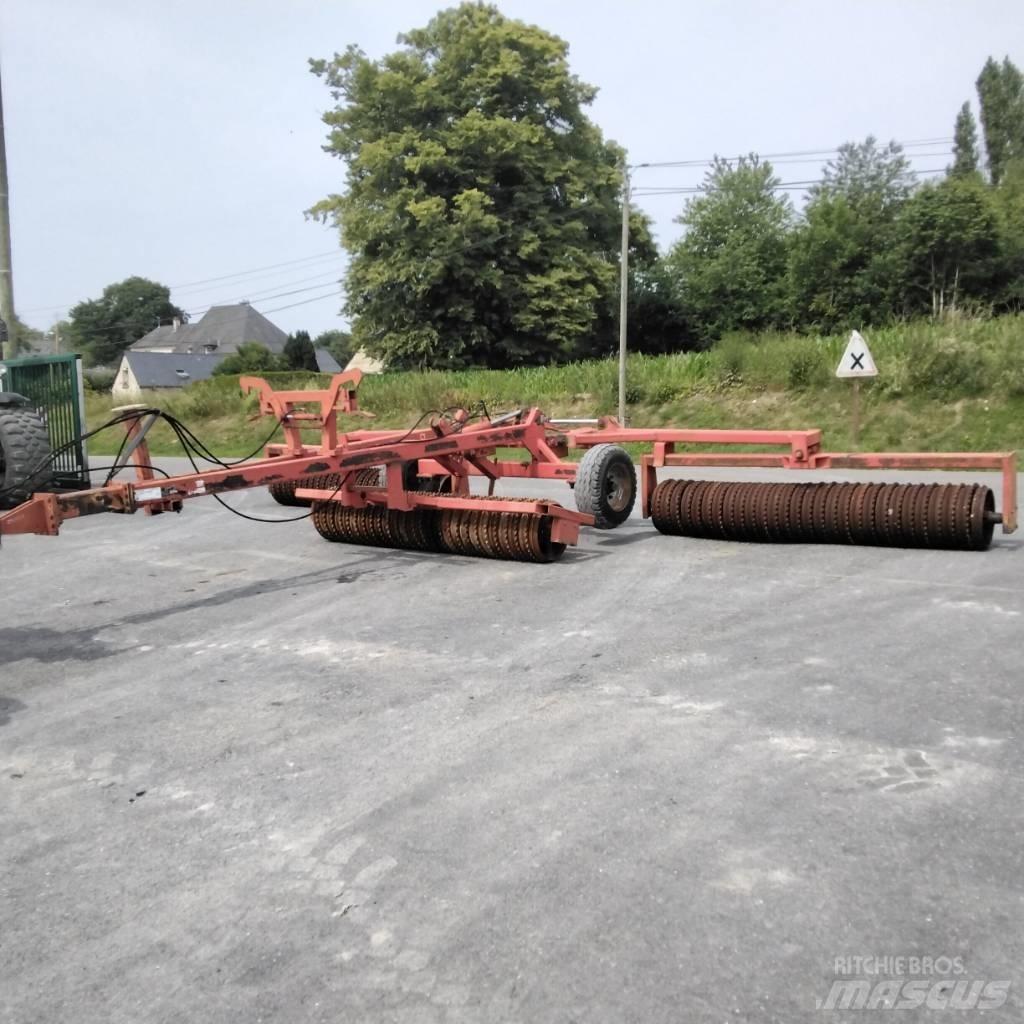 Quivogne ROLLMOT 830 Tavaluguri