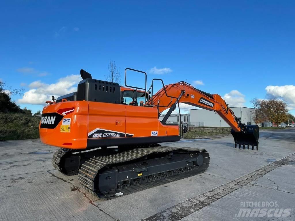 Doosan DX225LC-7 Excavatoare pe șenile

