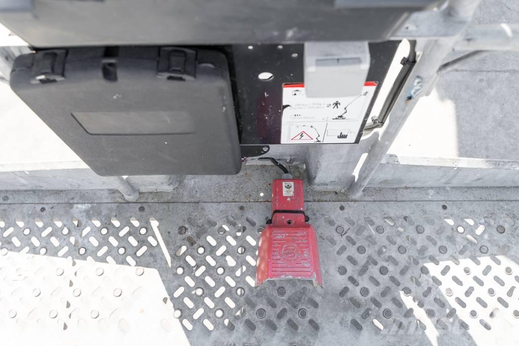 Manitou 160 ATJ Nacele cu brat articulat