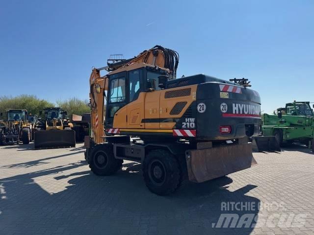 Hyundai HW 210 Excavatoare cu roti
